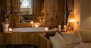 Gartensuite Apfeltraum mit grosser Badewanne am Kamin