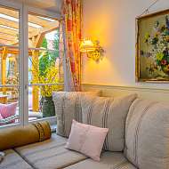 Heller Wohnbereich im Apfeltraum