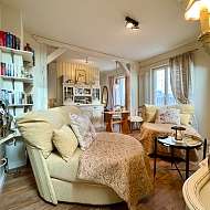 Wohn - und Essbereich