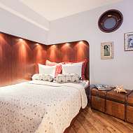 Doppelbett in der Ferienwohnung Hafenkoje