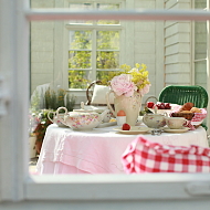 sonniger Frühstücksplatz