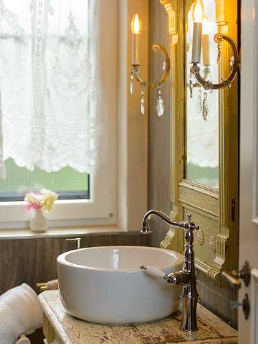 2 Badezimmer