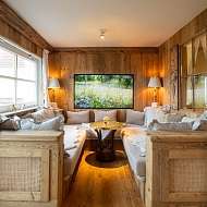 Wohnzimmer Turmsuite mit TV Lounge